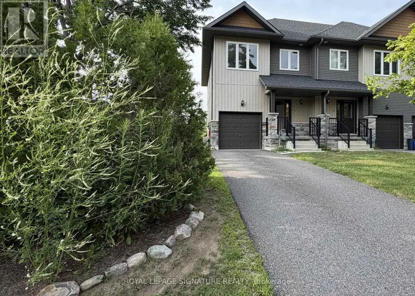 Townhouse at 1 - 393 MANITOBA STREET N, Bracebridge