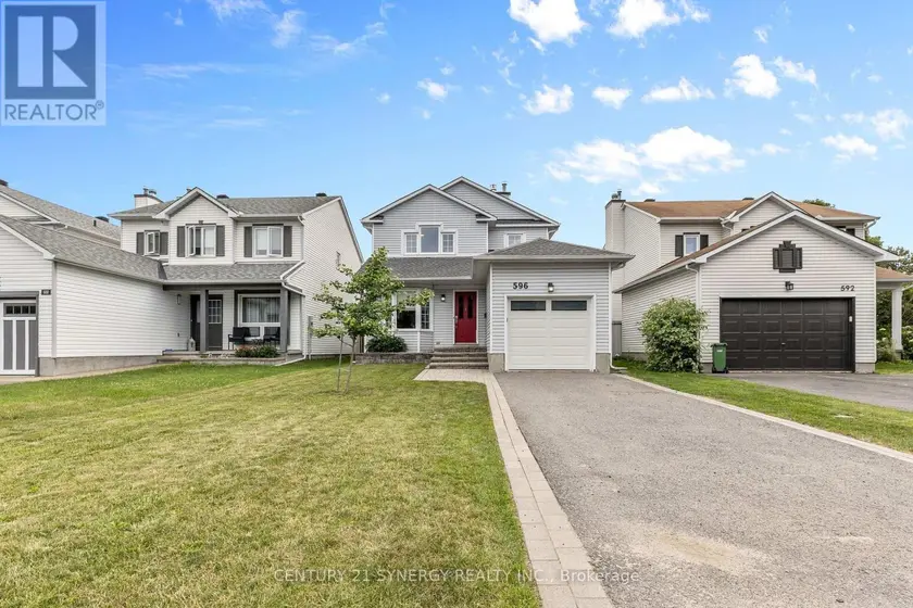 Detached at 596 DEANCOURT CRESCENT, Ottawa