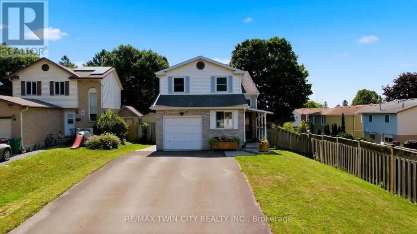 Detached at 7 GLENDAN COURT, Cambridge