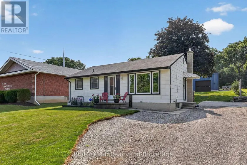 Detached at 584112 BEACHVILLE ROAD, South-West Oxford