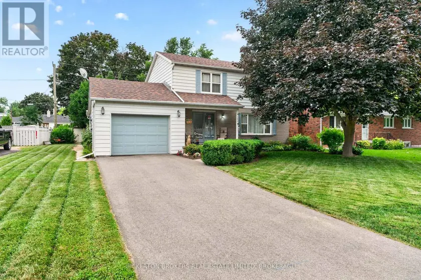 Detached at 160 ELMWOOD DRIVE, Gananoque