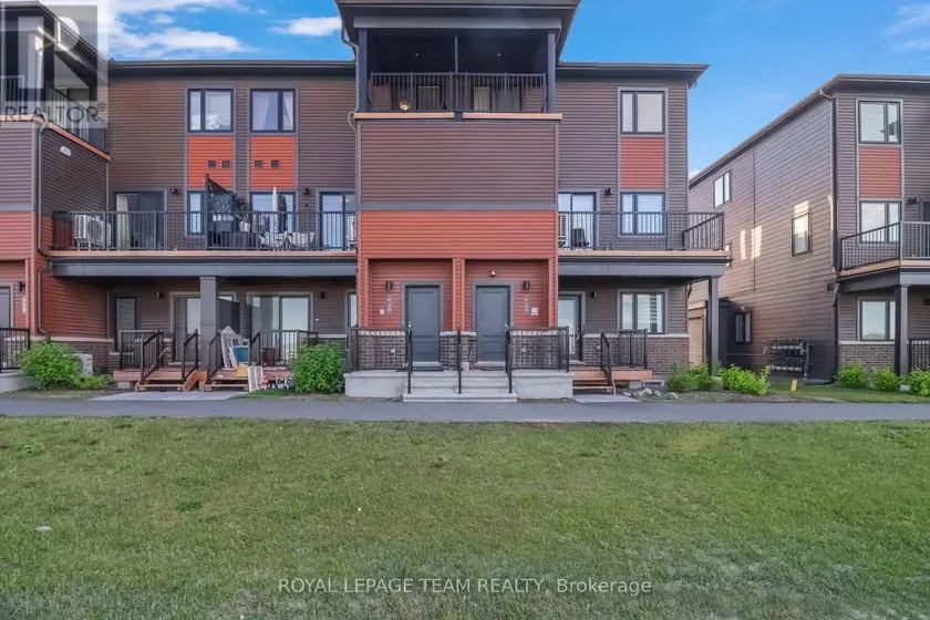Townhouse at 620 PARNIAN PRIVATE, Ottawa