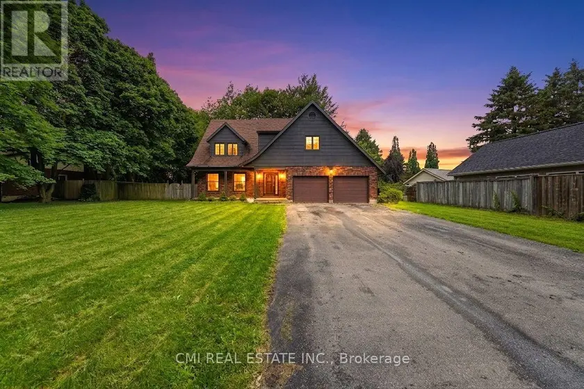 Detached at 6 JOHN PLACE, Waterloo
