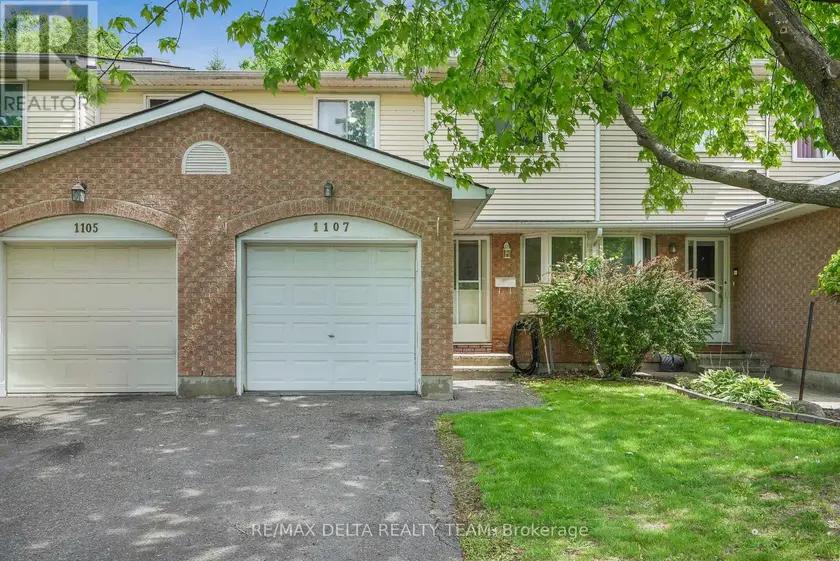 Townhouse at 1107 DES FORETS AVENUE, Ottawa