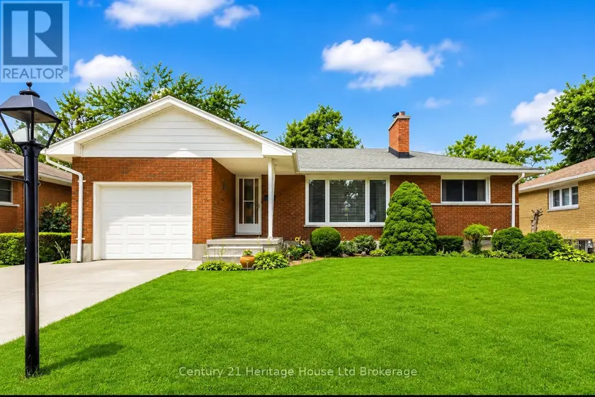 Detached at 26 DEVERON CRESCENT, London South