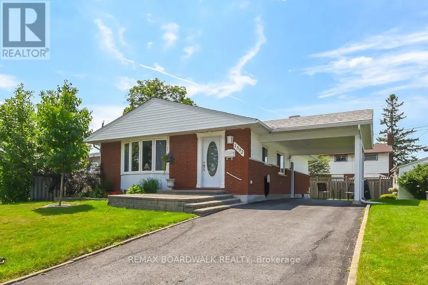 Detached at 1392 CHARTRAND AVENUE, Ottawa