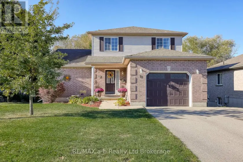 Detached at 11 CORNISH CRESCENT, Ingersoll