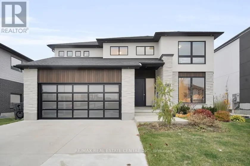 Detached at 2088 IRONWOOD ROAD, London