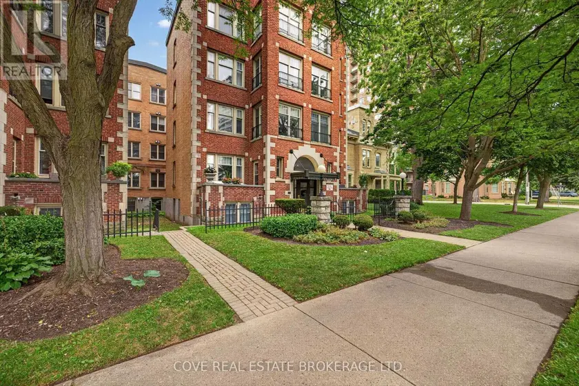 Apartment at 104 - 280 QUEENS AVENUE, London East