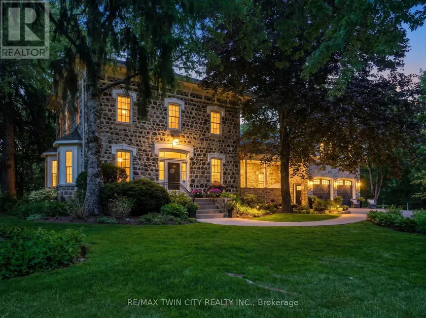 Detached at 25 DUNBAR STREET, Brant