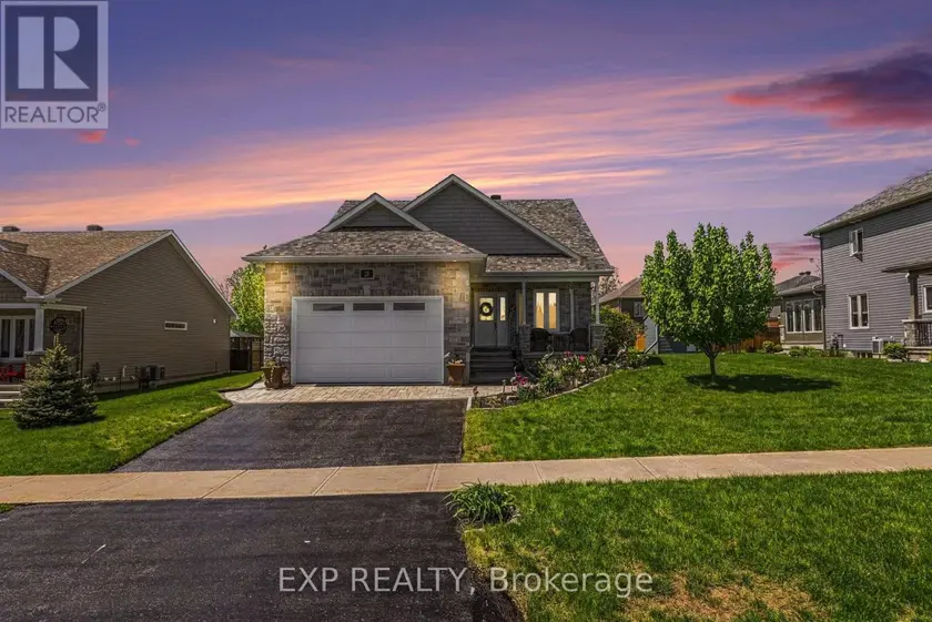 Detached at 28 JIM BROWNELL BOULEVARD, South Stormont