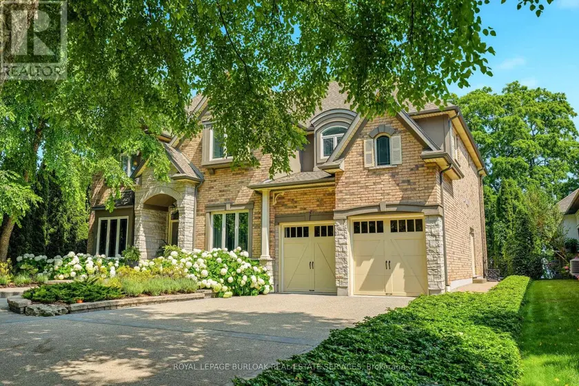 Detached at 5 - 143 LAKE STREET, Grimsby