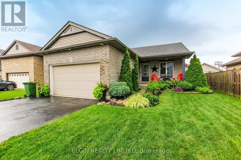 Detached at 5 HAWTHORN COURT, St. Thomas