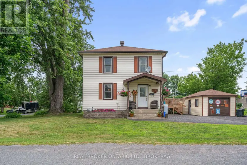Detached at 9 SPRUCE STREET, South Glengarry