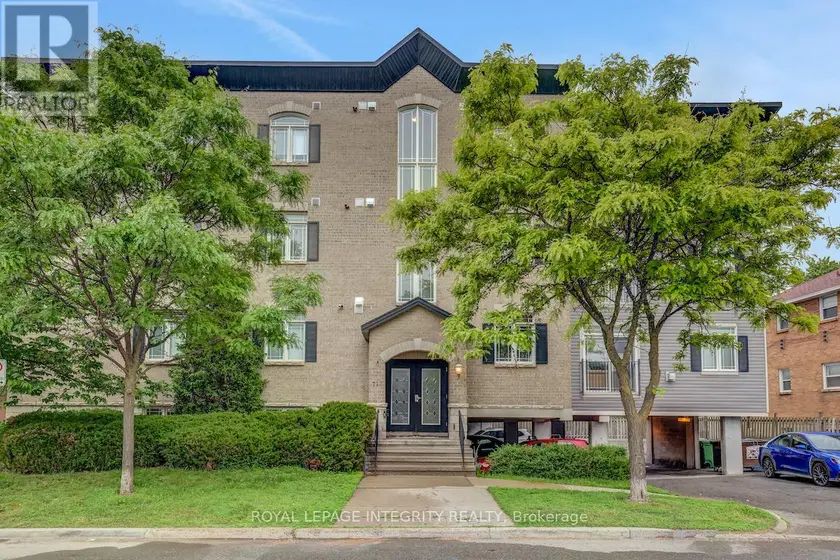 Apartment at 402 - 711 CHURCHILL AVENUE N, Ottawa