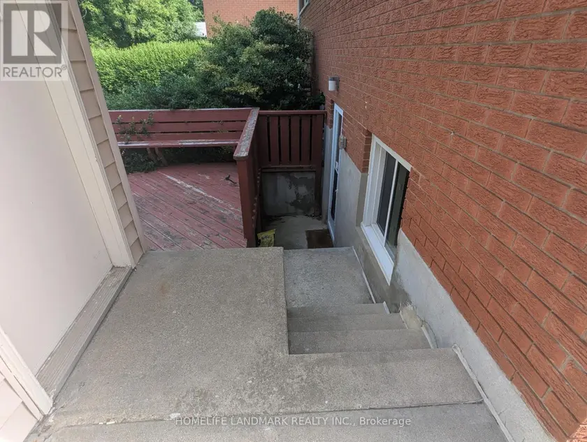 Detached at LOWER - 195 CARTER AVENUE, Waterloo