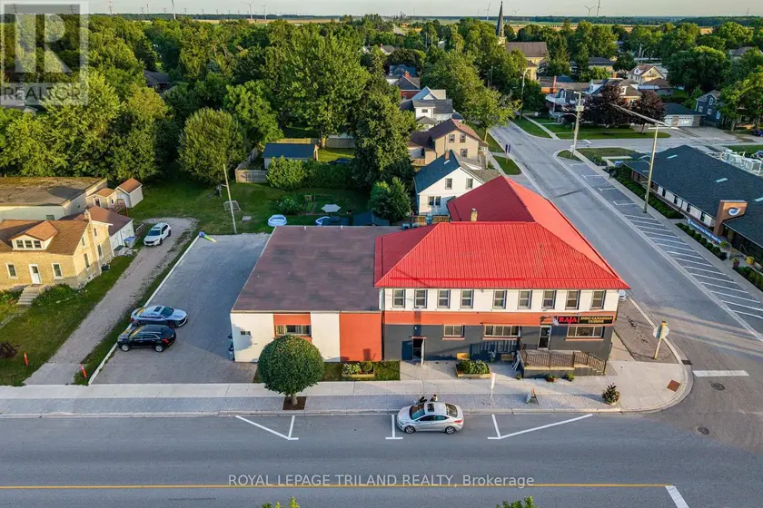 Multiplex at 41 MAIN STREET E, Bluewater