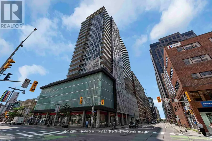 Apartment at 2010 - 324 LAURIER AVENUE W, Ottawa