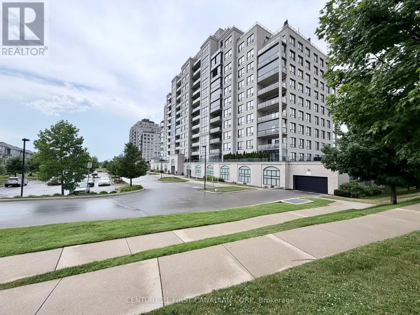 Apartment at 504 - 240 VILLAGEWALK BOULEVARD, London North