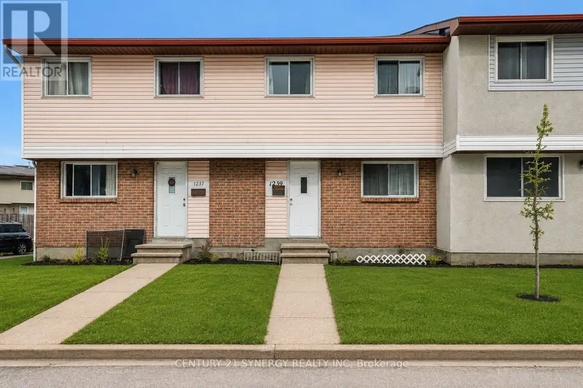 Townhouse at 1239 BOWMOUNT STREET, Ottawa