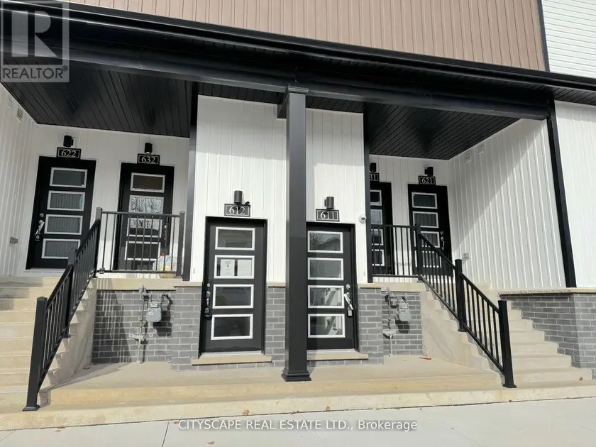 Townhouse at 612 - 4263 FOURTH AVENUE, Niagara Falls