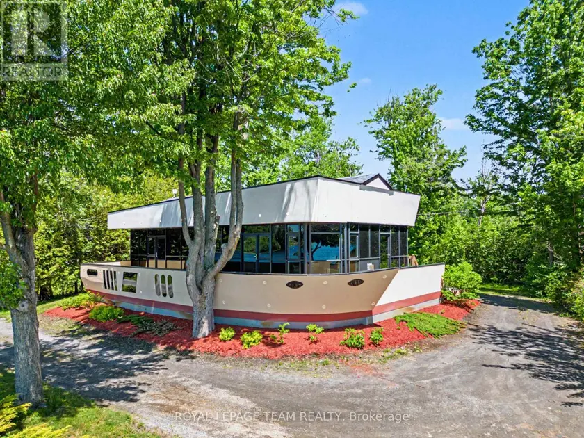 Detached at 5066K LORNE BRIDGE ROAD, Ottawa