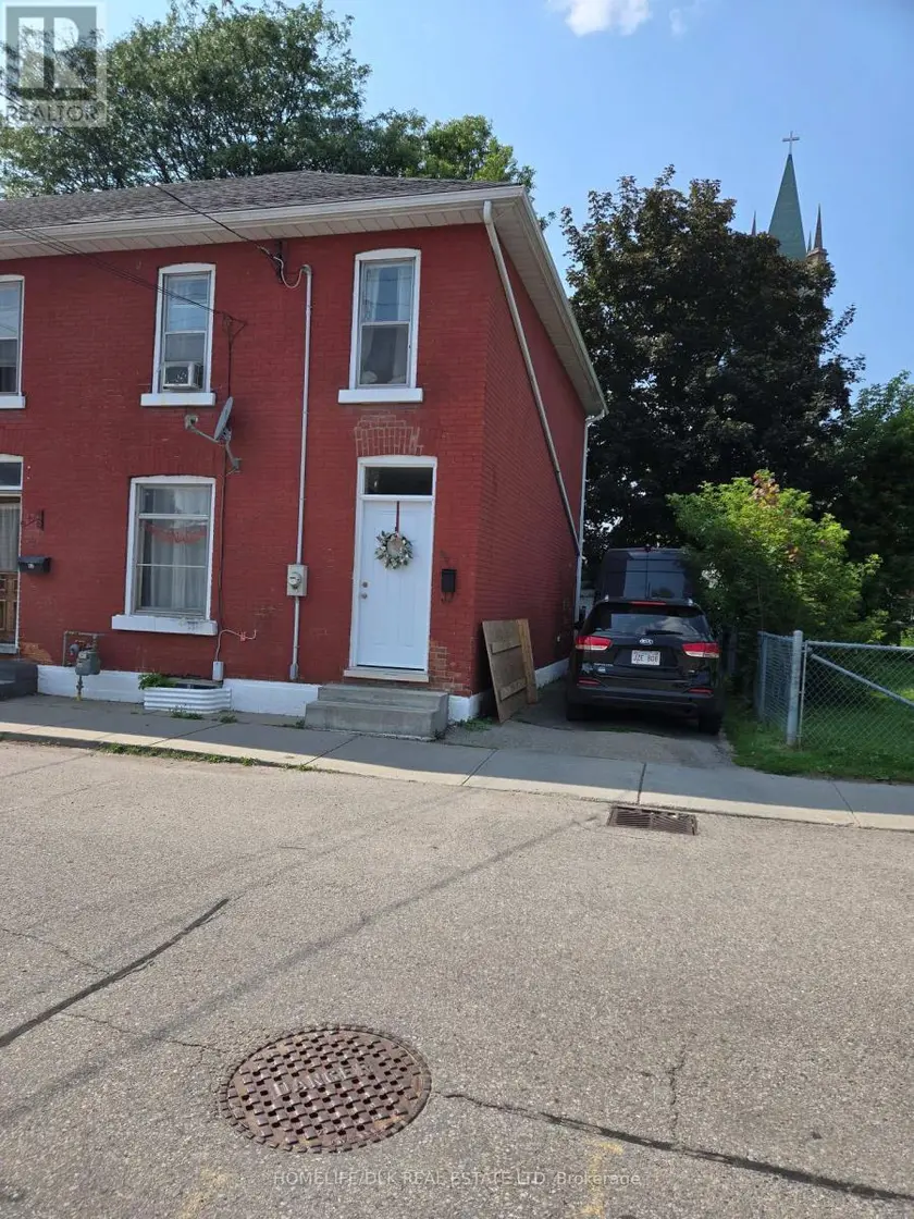 Semi-Detached/Link at 60 GEORGE STREET, Brockville