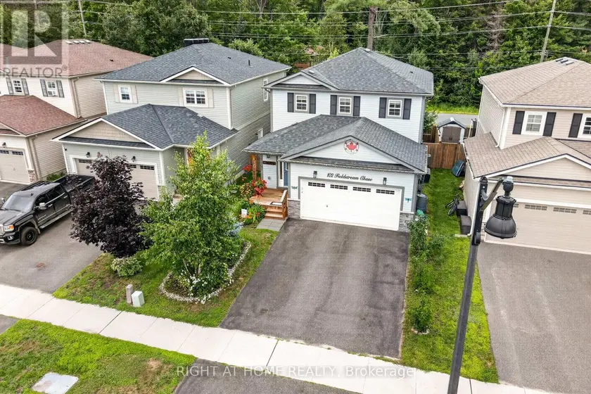 Detached at 102 FIELDSTREAM CHASE, Bracebridge