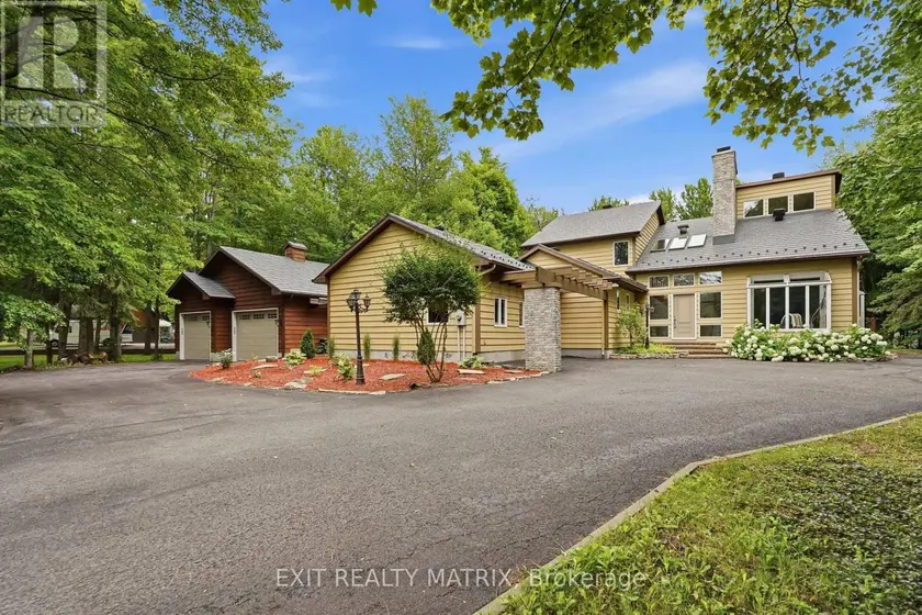 Detached at 1634 LUCIEN STREET, Champlain