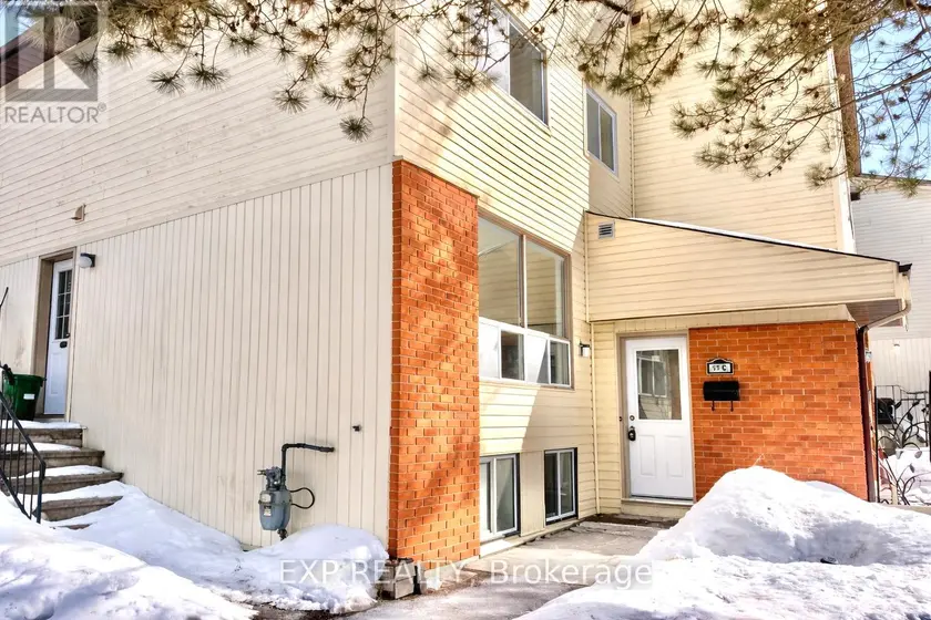 Townhouse at 11C SONNET CRESCENT, Ottawa
