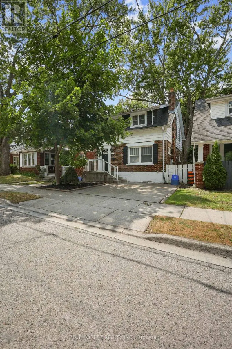 Detached at 1047 PATRICIA STREET, London
