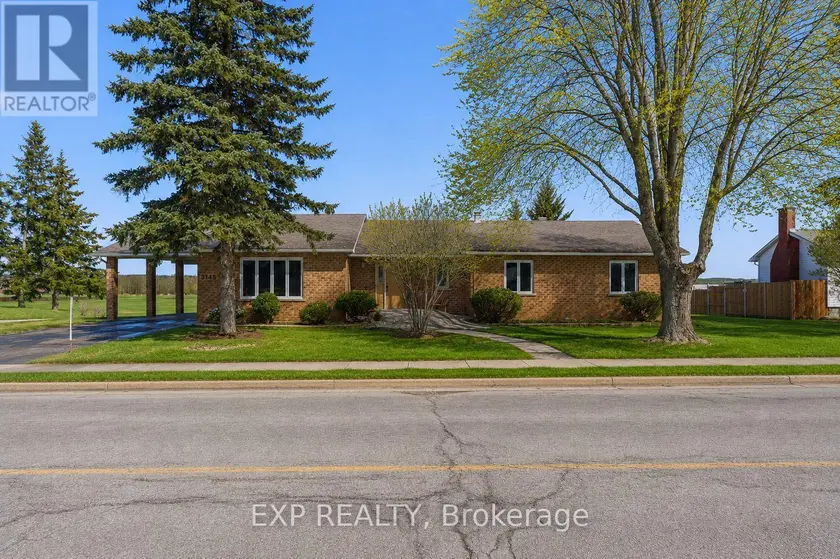 Detached at 3145 PRINCIPALE STREET, Alfred and Plantagenet