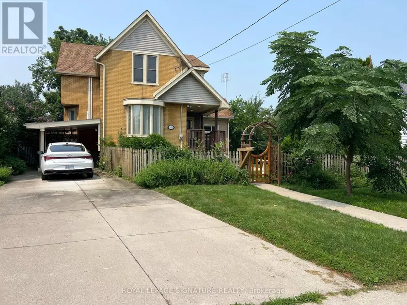Detached at 141 YORK STREET, St. Catharines