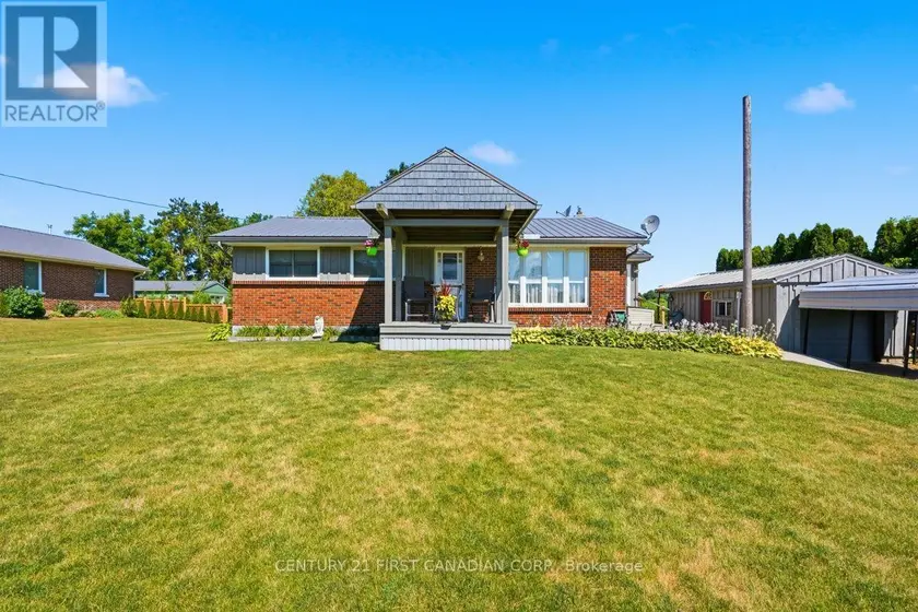 Detached at 22656 QUEENS LINE, West Elgin