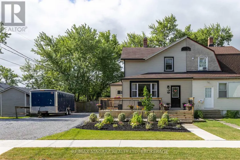 Semi-Detached/Link at 93 FIRST STREET, Welland
