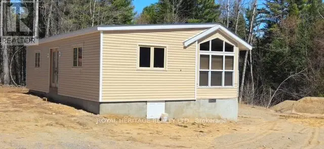 Detached at 1061 GULL LAKE ROAD, Frontenac
