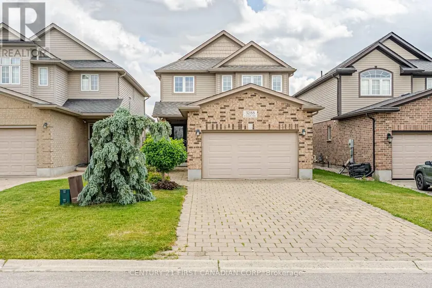 Detached at 3288 CASSON WAY, London South