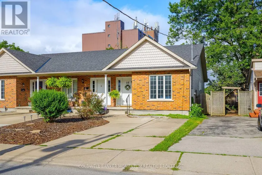 Townhouse at 25 ORMOND STREET S, Thorold
