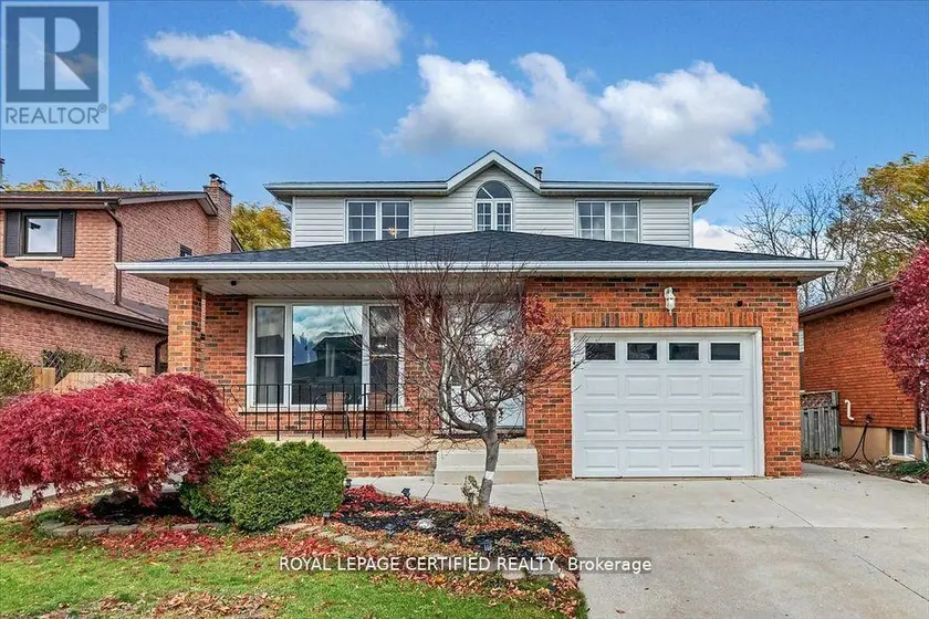 Detached at 35 TRENHOLME CRESCENT, Hamilton