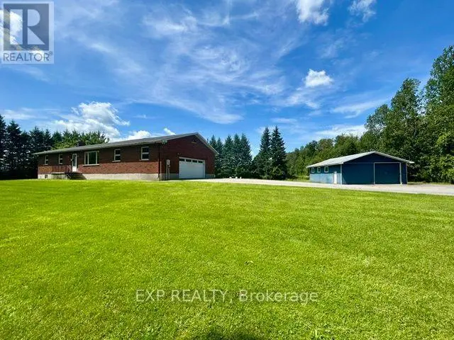 Detached at 9327 COOPER HILL ROAD, Ottawa