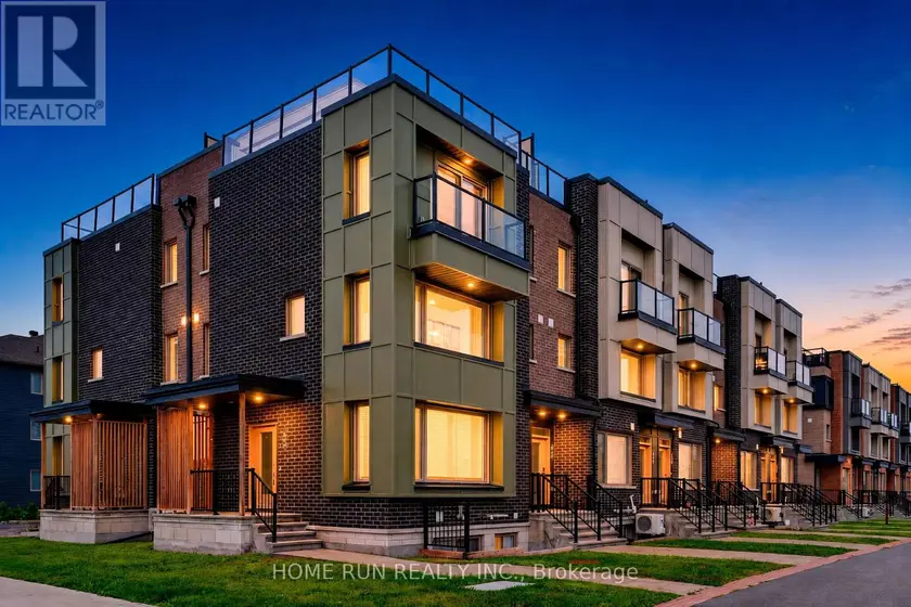 Townhouse at 219 - 844 MIKINAK ROAD, Ottawa