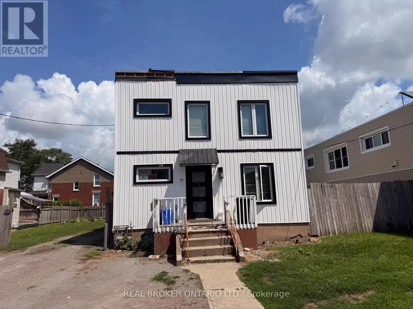 Multiplex at 462 EAST MAIN STREET, Welland