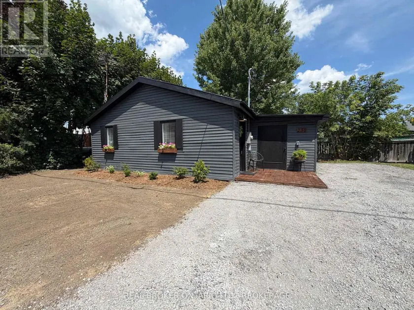 Detached at 230 BOUNDARY ROAD E, North Glengarry