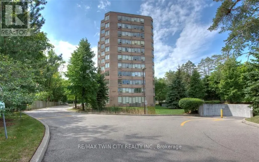 Apartment at 503 - 3227 KING STREET E, Kitchener