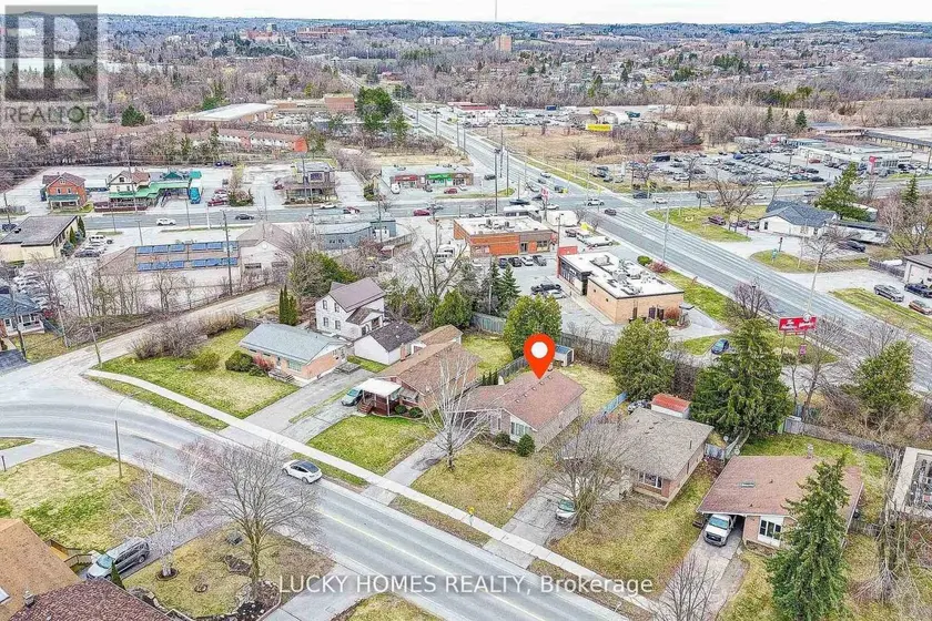 Detached at 711 OTONABEE DRIVE, Peterborough
