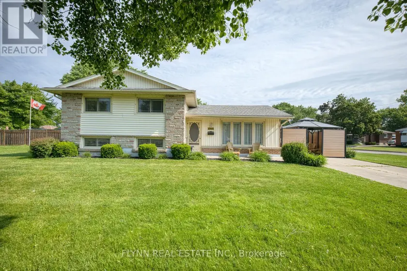 Detached at 8968 BANTING AVENUE, Niagara Falls