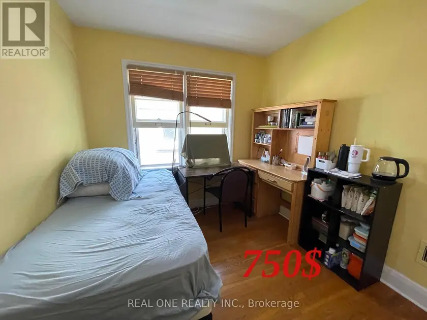 Detached at 35 BOWMAN (A) STREET, Hamilton