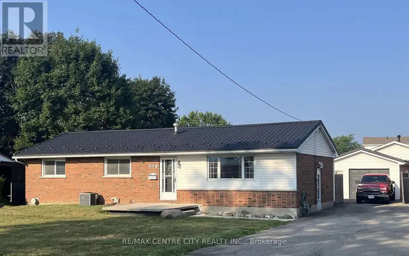 Detached at 175 BANCROFT ROAD, London East