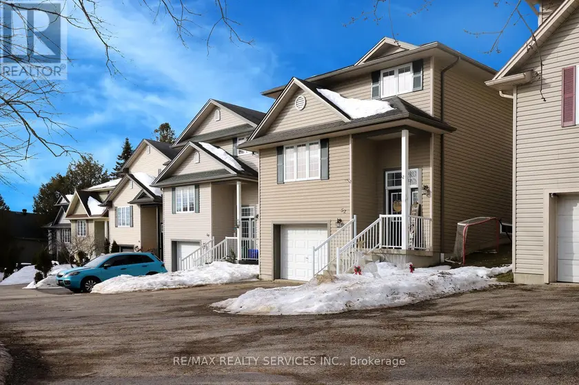 Detached at 52 CROZIER STREET, East Luther Grand Valley