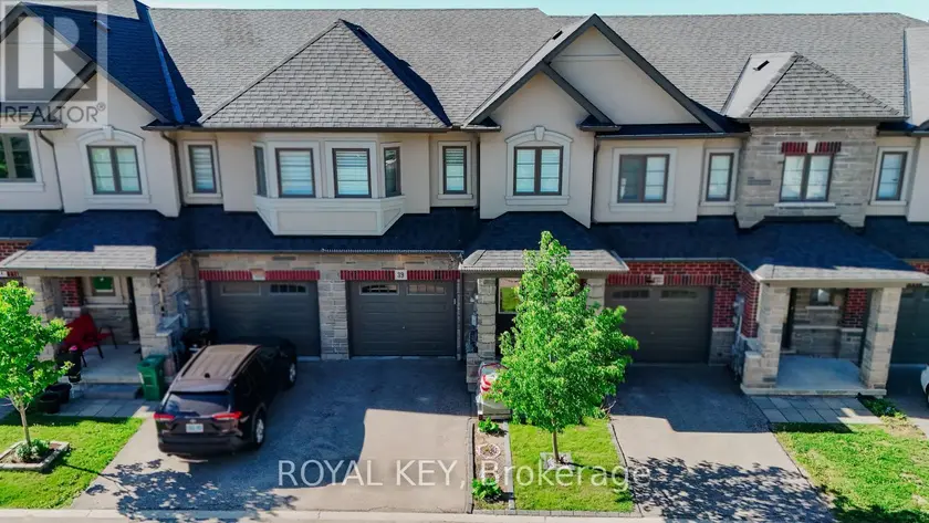Townhouse at 39 - 324 EQUESTRIAN WAY, Cambridge